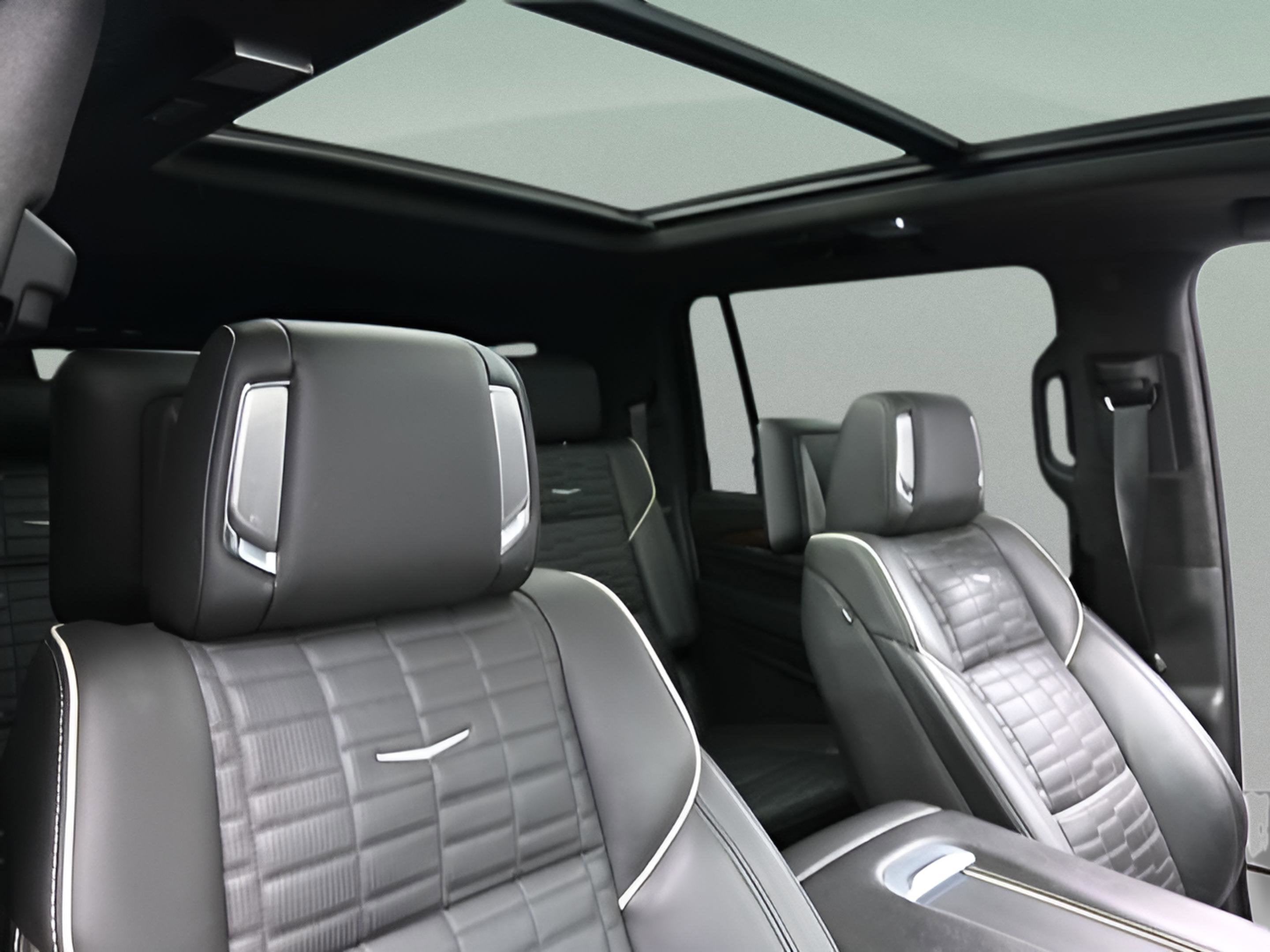 2024 Cadillac Escalade ESV Premium Luxury Platinum