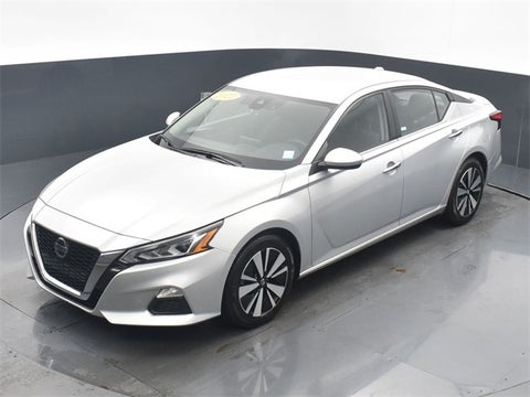 2022 Nissan Altima 2.5 SV in Indianapolis, IN - Hare Truck Center