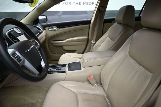 2011 Chrysler 300 Limited
