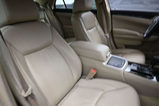 2011 Chrysler 300 Limited