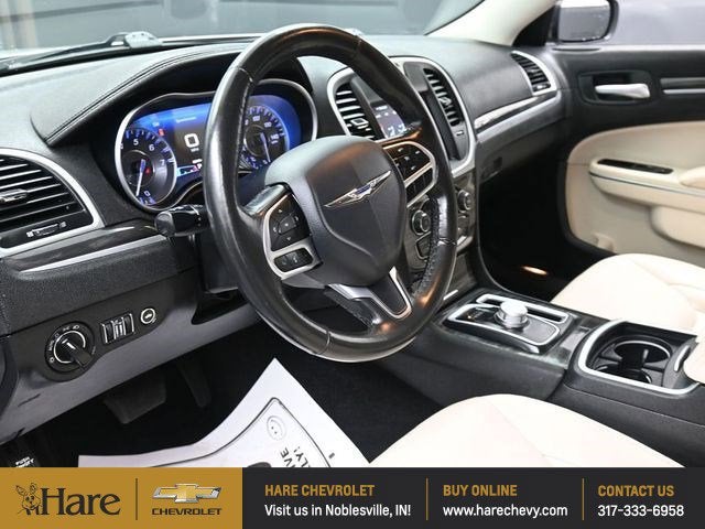 2020 Chrysler 300 Touring