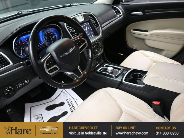 2020 Chrysler 300 Touring