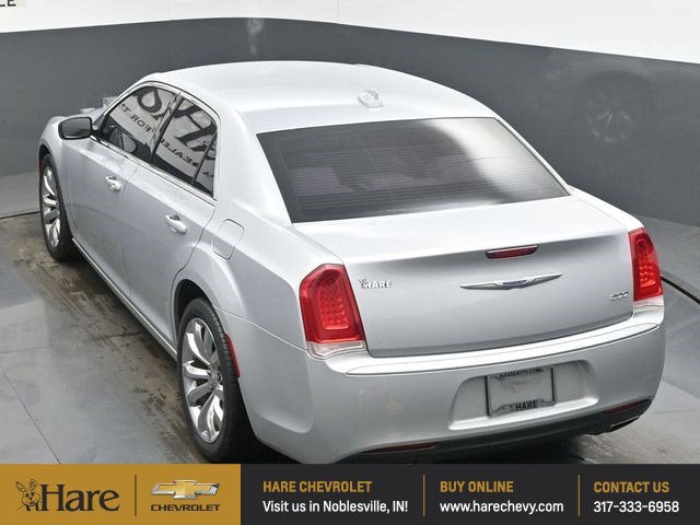2020 Chrysler 300 Touring