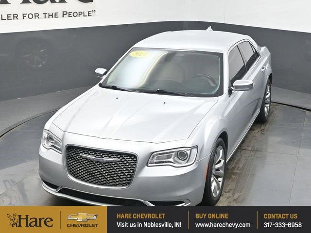 2020 Chrysler 300 Touring