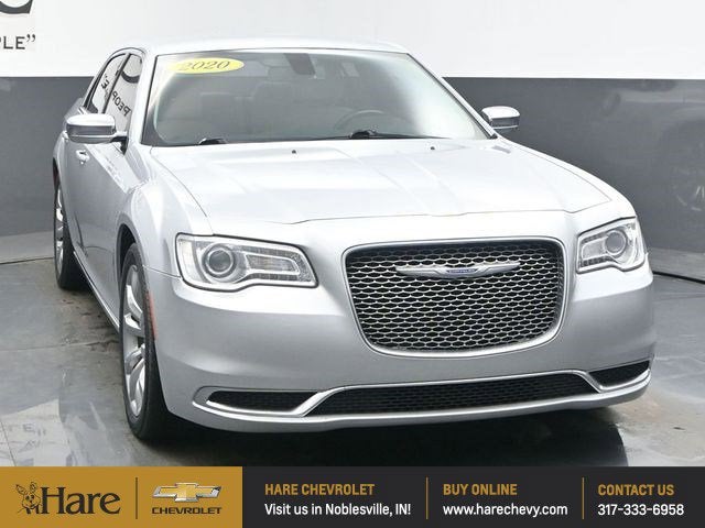 2020 Chrysler 300 Touring
