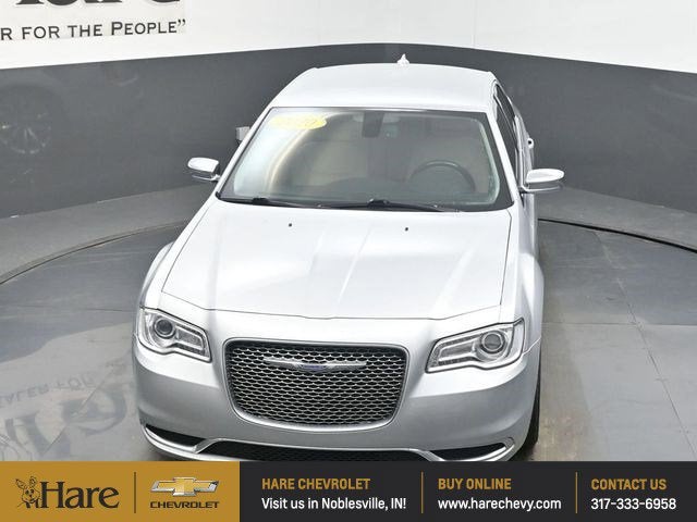 2020 Chrysler 300 Touring