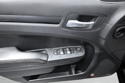 2016 Chrysler 300 S