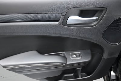 2016 Chrysler 300 S