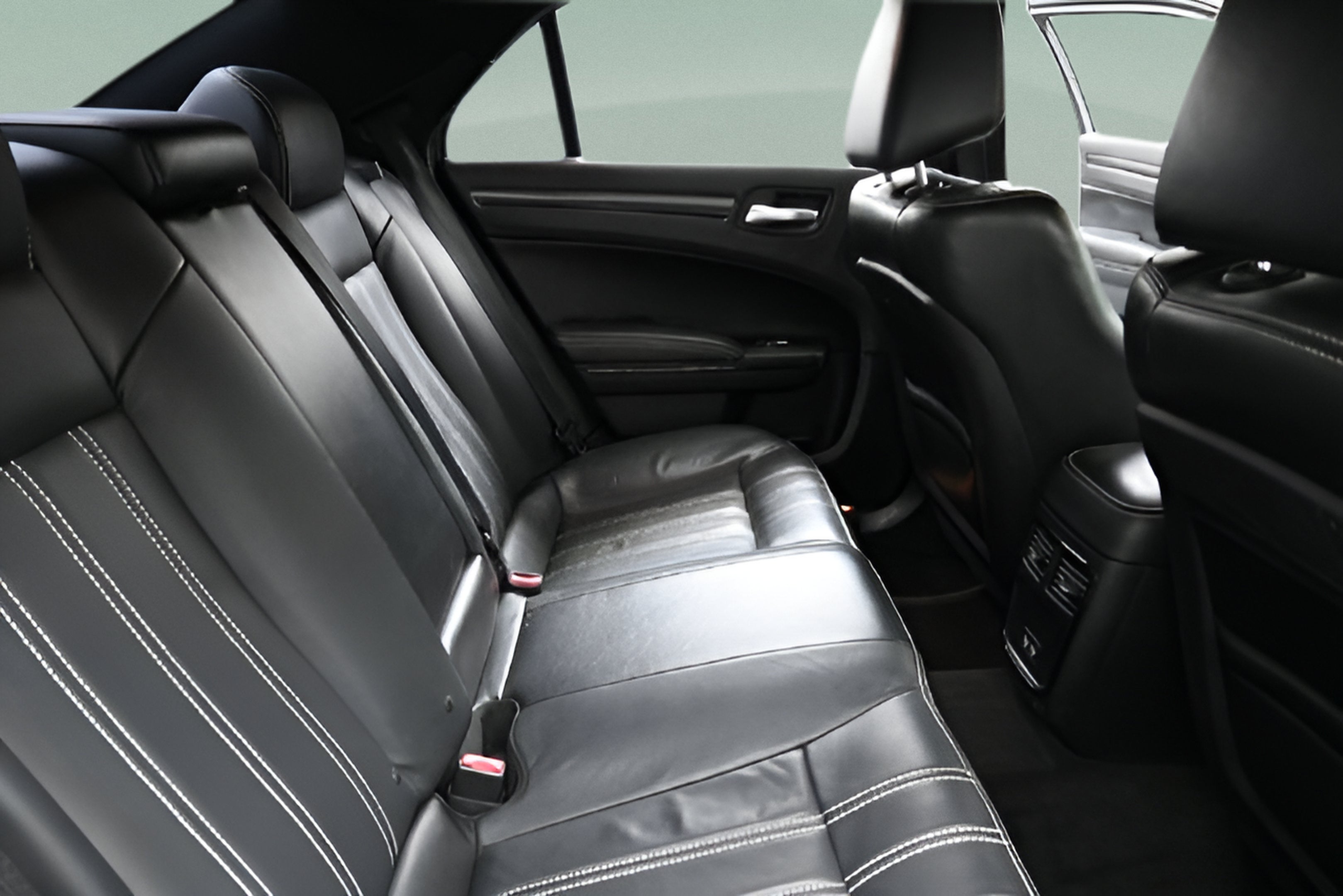 2016 Chrysler 300 S