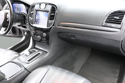 2016 Chrysler 300 S