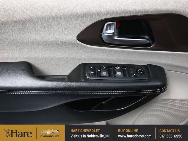 2020 Chrysler Voyager LXI