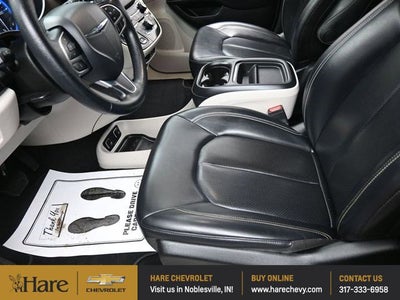 2020 Chrysler Voyager LXI