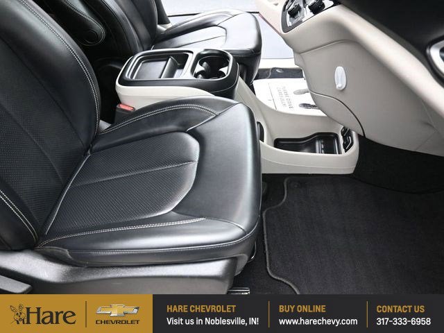 2020 Chrysler Voyager LXI