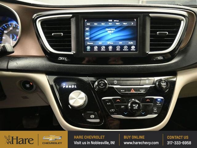 2021 Chrysler Voyager LXI