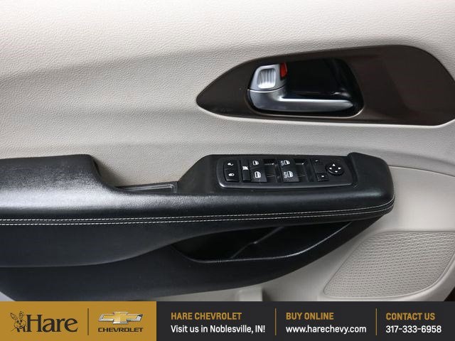 2021 Chrysler Voyager LXI