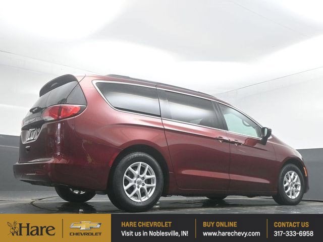 2021 Chrysler Voyager LXI