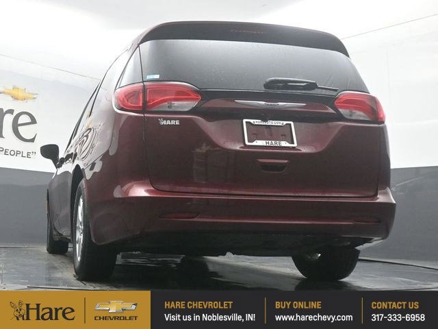 2021 Chrysler Voyager LXI