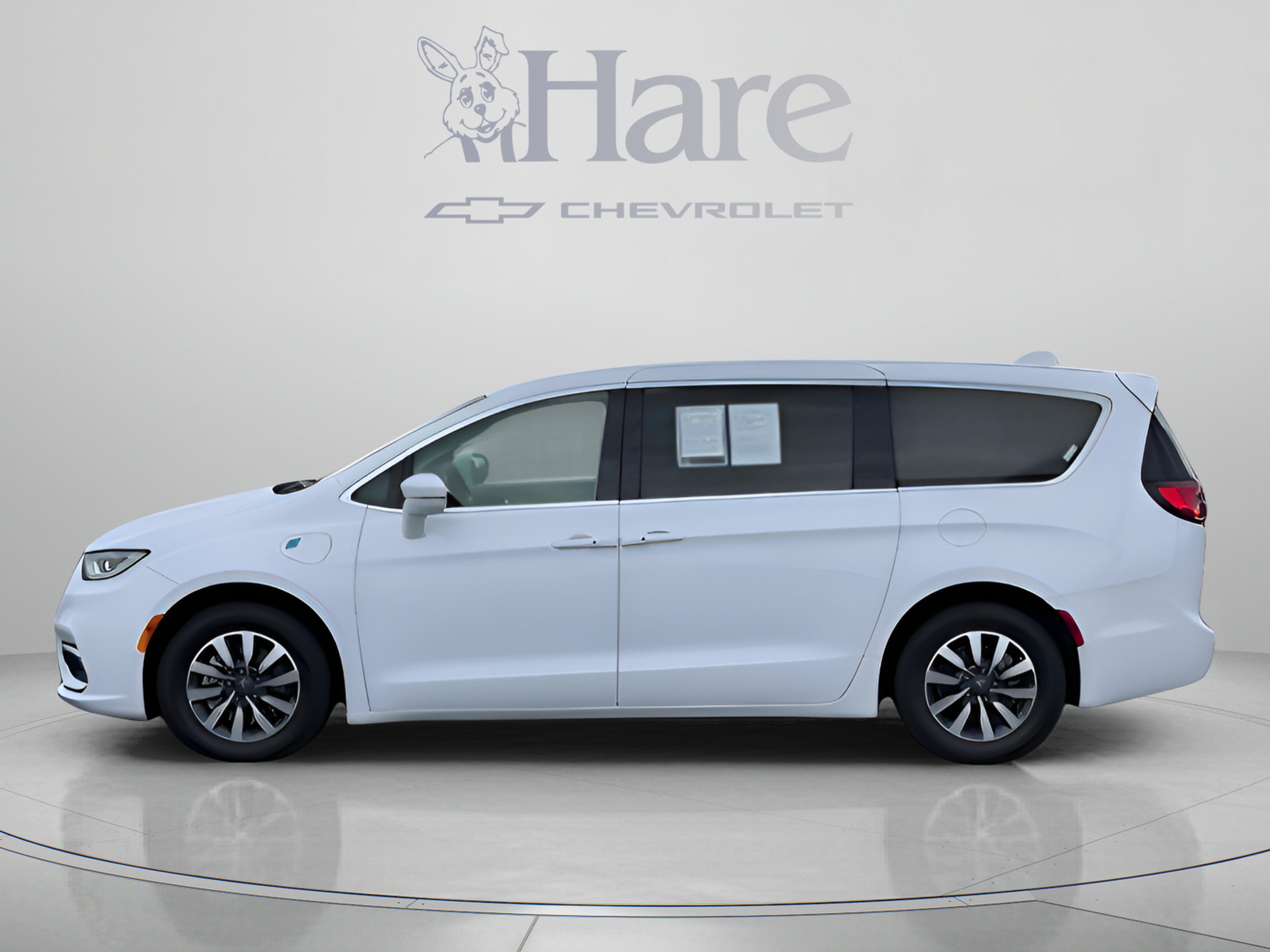 2022 Chrysler Pacifica Hybrid Touring L