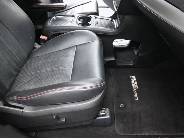 2013 Dodge Grand Caravan R/T