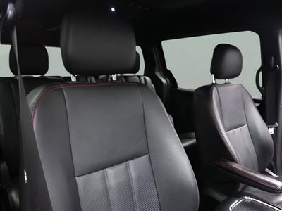 2013 Dodge Grand Caravan R/T
