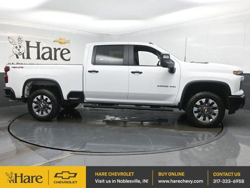 2026 Chevrolet Silverado 2500HD Custom