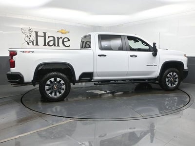 2026 Chevrolet Silverado 2500HD Custom