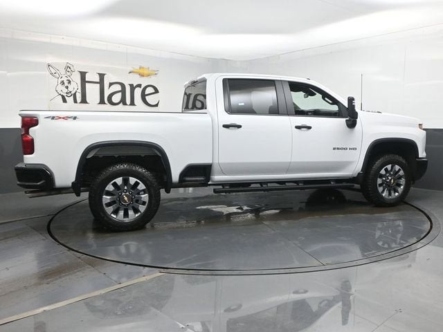 2026 Chevrolet Silverado 2500HD Custom