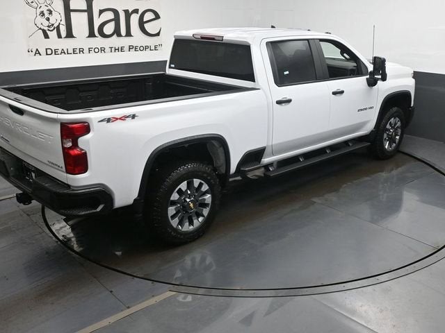 2026 Chevrolet Silverado 2500HD Custom