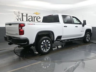 2026 Chevrolet Silverado 2500HD Custom