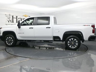 2026 Chevrolet Silverado 2500HD Custom