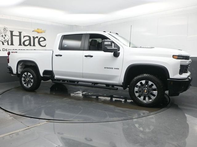2026 Chevrolet Silverado 2500HD Custom
