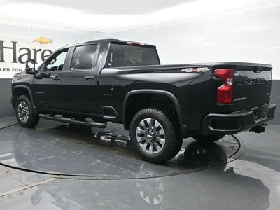 2026 Chevrolet Silverado 2500HD Custom