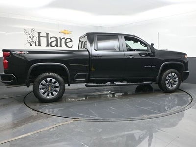 2026 Chevrolet Silverado 2500HD Custom