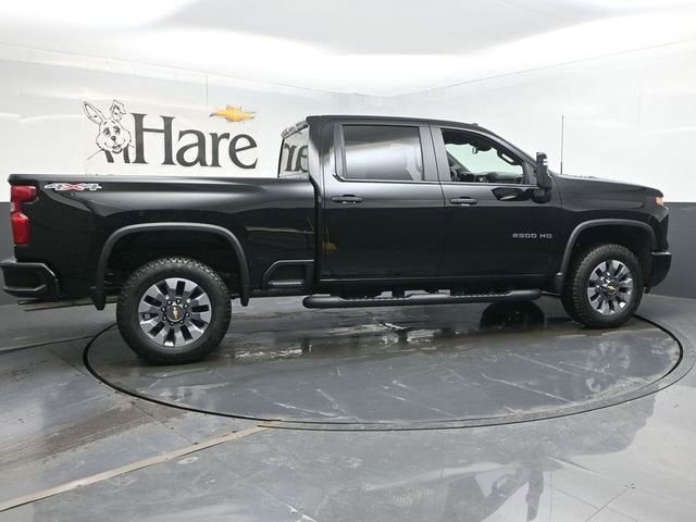 2026 Chevrolet Silverado 2500HD Custom