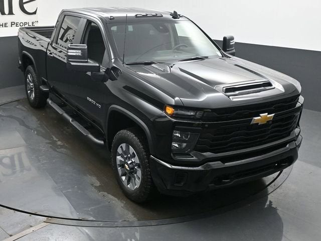 2026 Chevrolet Silverado 2500HD Custom