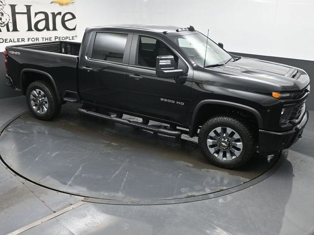 2026 Chevrolet Silverado 2500HD Custom