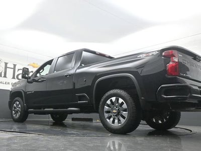 2026 Chevrolet Silverado 2500HD Custom
