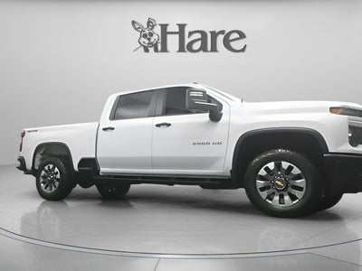 2026 Chevrolet Silverado 2500HD Custom