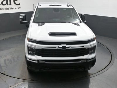 2026 Chevrolet Silverado 2500HD Custom