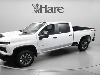 2026 Chevrolet Silverado 2500HD Custom