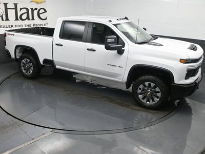 2026 Chevrolet Silverado 2500HD Custom