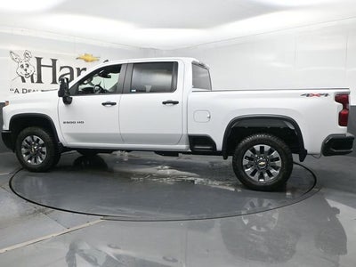2026 Chevrolet Silverado 2500HD Custom