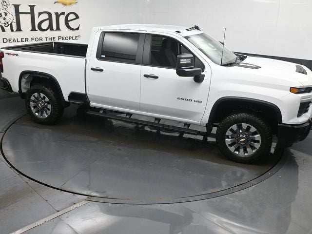 2026 Chevrolet Silverado 2500HD Custom