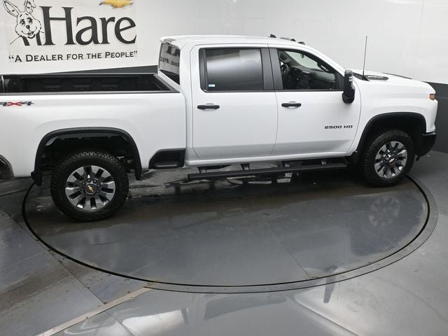 2026 Chevrolet Silverado 2500HD Custom