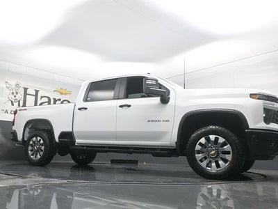 2026 Chevrolet Silverado 2500HD Custom