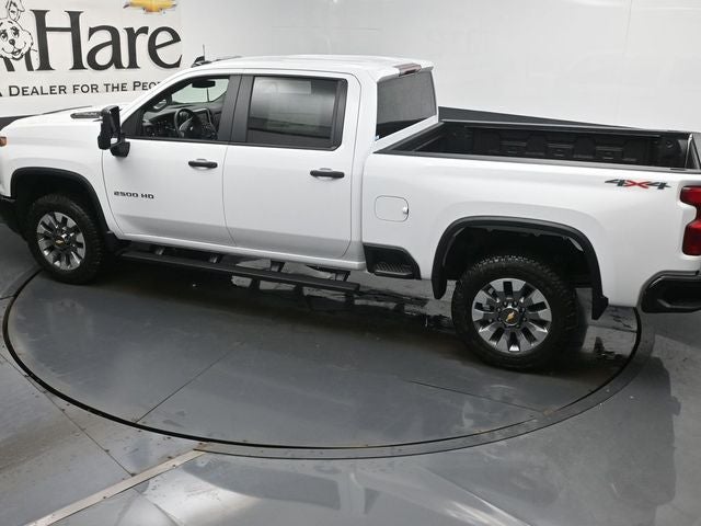 2026 Chevrolet Silverado 2500HD Custom