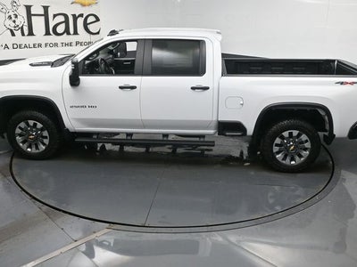 2026 Chevrolet Silverado 2500HD Custom