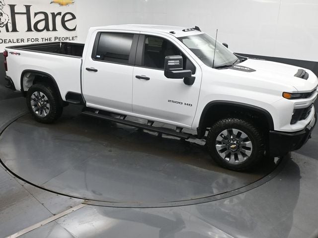 2026 Chevrolet Silverado 2500HD Custom