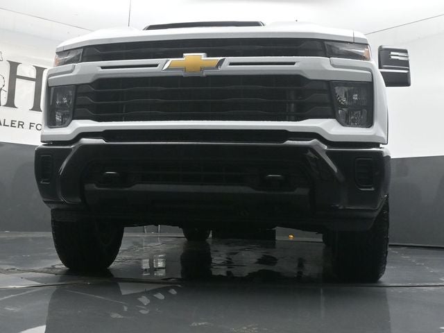 2026 Chevrolet Silverado 2500HD Custom