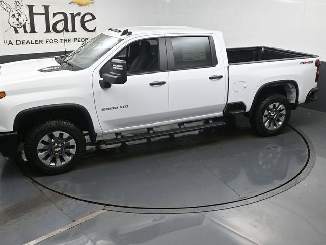 2026 Chevrolet Silverado 2500HD Custom